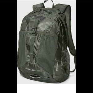 Eddie Bauer stow away 30 leader backpack, camo, new with tags